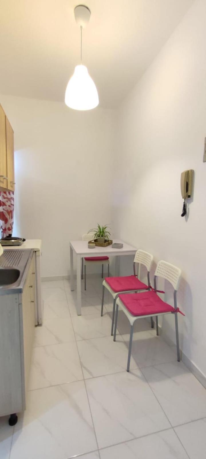 Little Hause Hotel Pszakúdia Kültér fotó